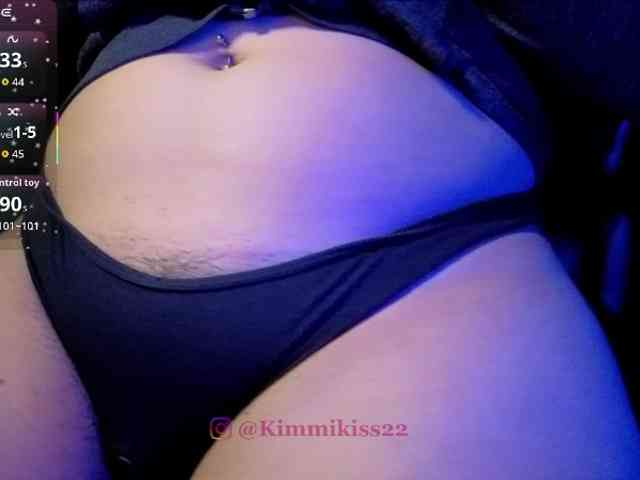 Kimmiakiss22 webcam