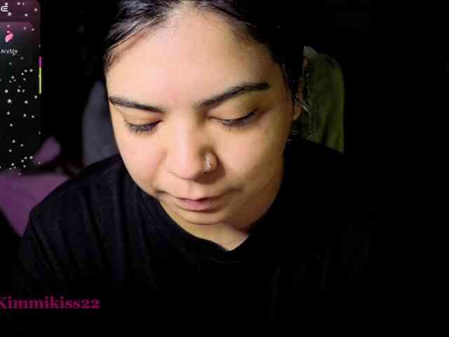Kimmiakiss22 webcam