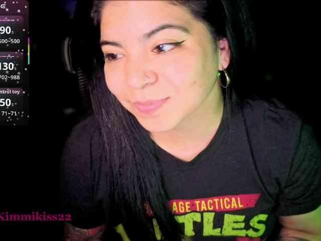 Kimmiakiss22 webcam