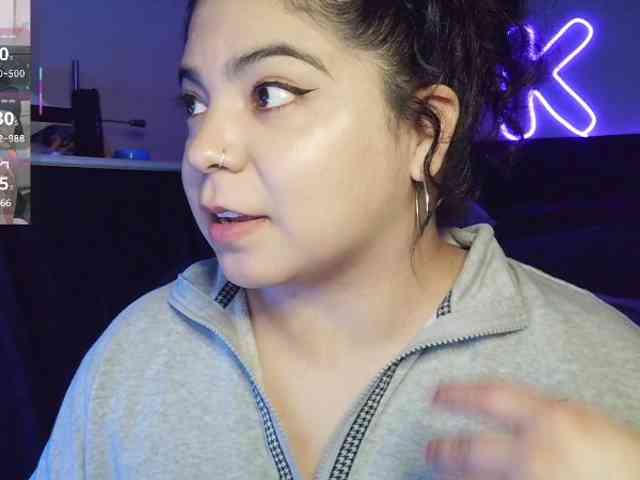 Kimmiakiss22