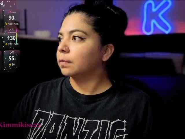 Kimmiakiss22 webcam