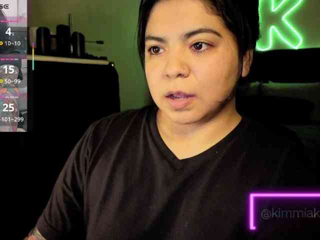 Kimmiakiss22 webcam