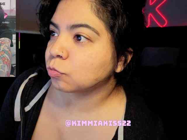 Kimmiakiss22 webcam