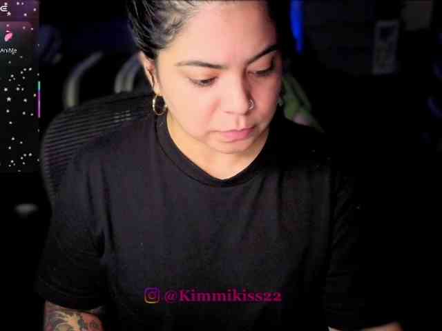 Kimmiakiss22 webcam