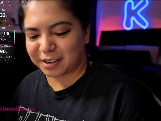 Kimmiakiss22 webcam