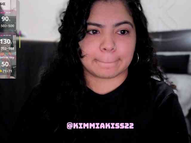 Kimmiakiss22 webcam