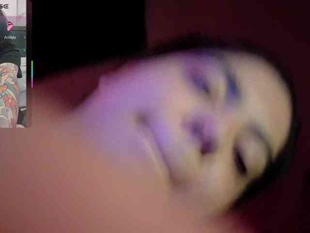 Kimmiakiss22 webcam