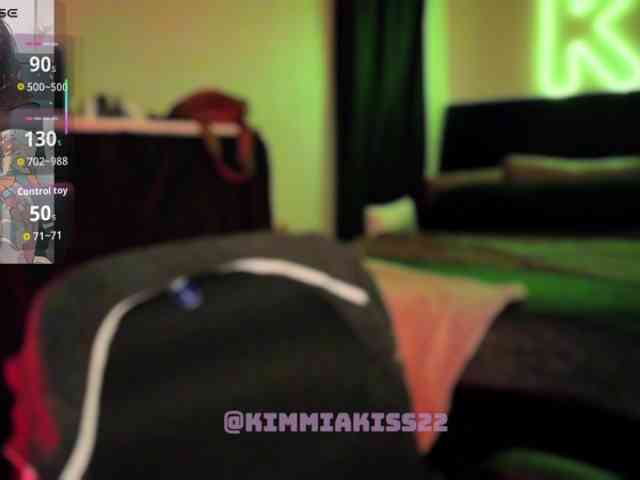 Kimmiakiss22 webcam