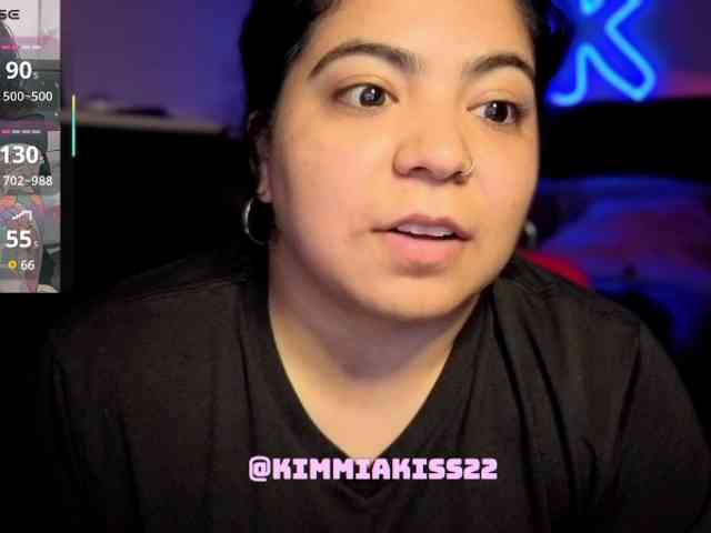 Kimmiakiss22 webcam