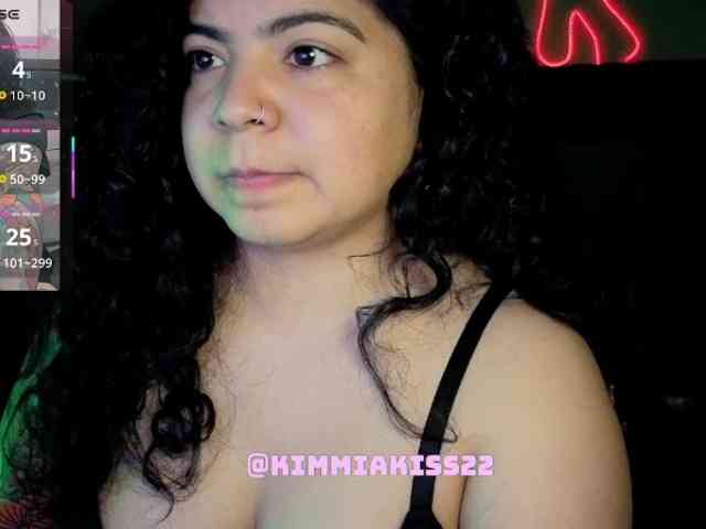 Kimmiakiss22 webcam