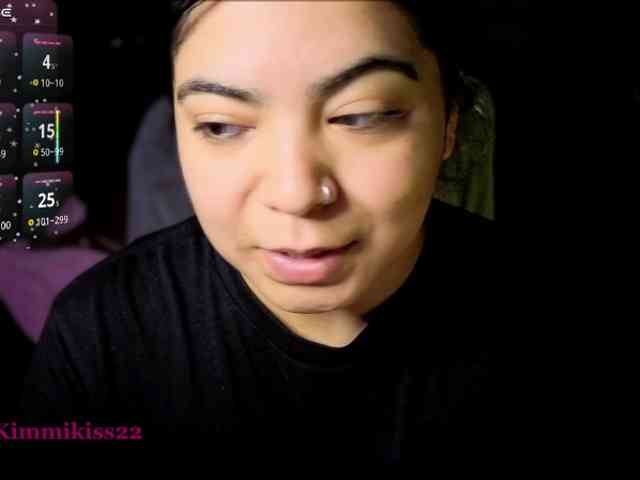 Kimmiakiss22 webcam