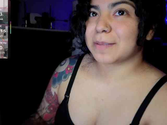 Kimmiakiss22 webcam