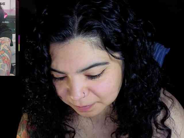 Kimmiakiss22 webcam