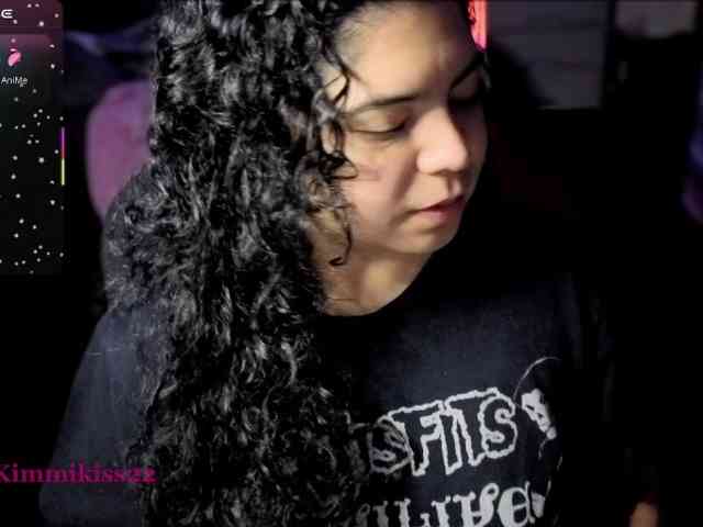 Kimmiakiss22 webcam