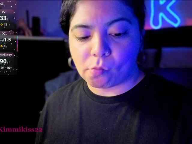 Kimmiakiss22 webcam
