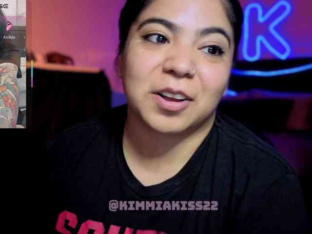 Kimmiakiss22 webcam