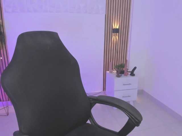 valeria-acost live webcam show