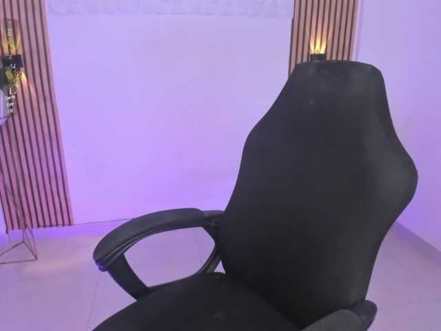 valeria-acost live cam on BongaCams