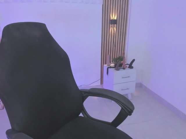 valeria-acost Прямой эфир на BongaCams
