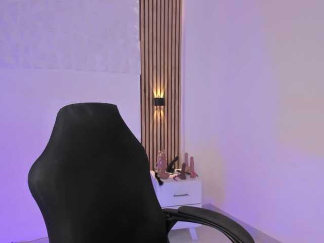 valeria-acost live cam on BongaCams
