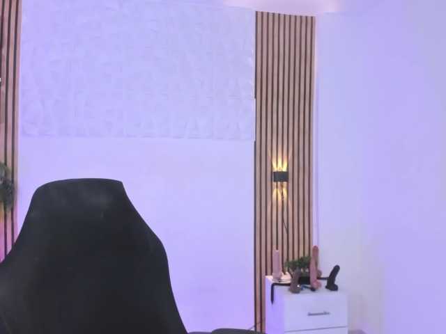 valeria-acost live cam on BongaCams
