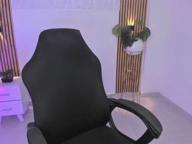 valeria-acost live cam on BongaCams