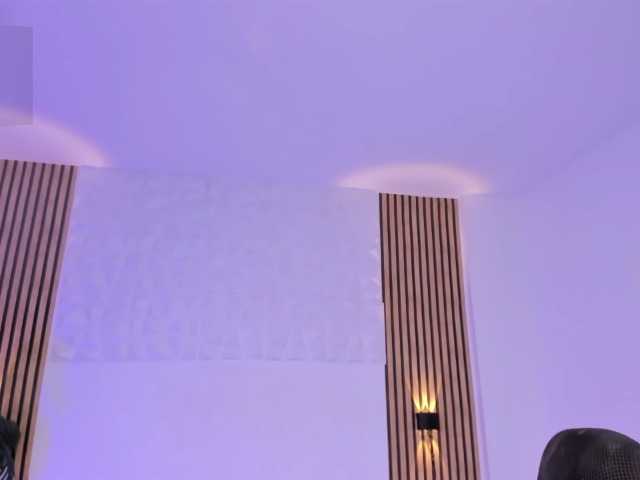 valeria-acost live cam on BongaCams