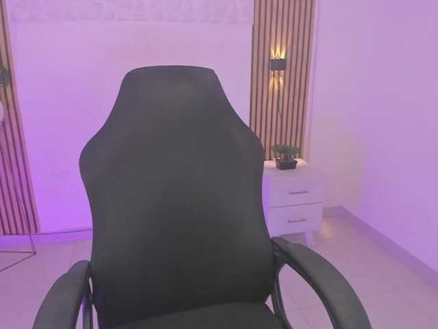 valeria-acost live cam on BongaCams