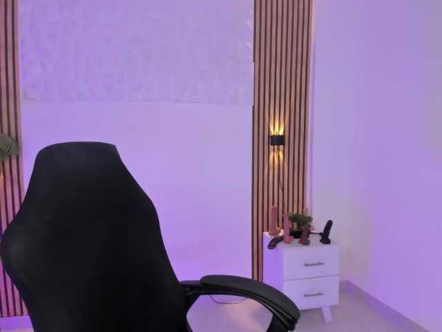 valeria-acost live cam on BongaCams