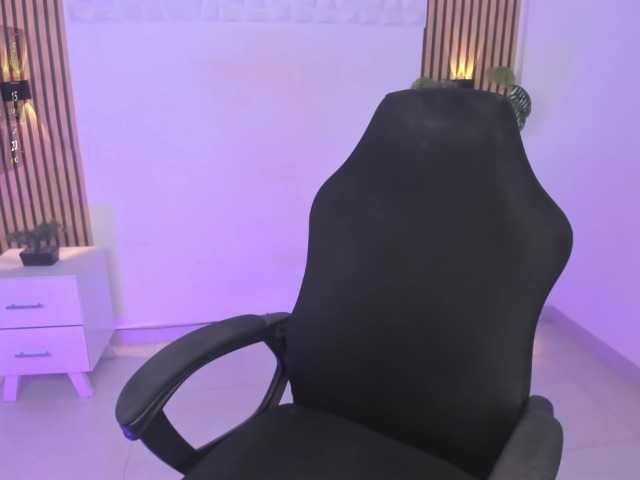 valeria-acost live cam on BongaCams