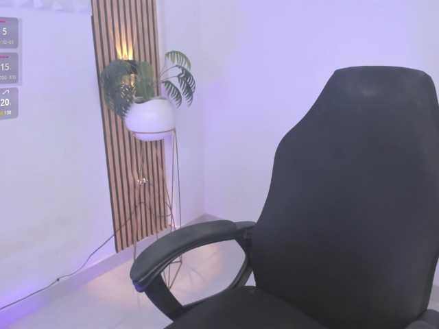 valeria-acost live cam on BongaCams