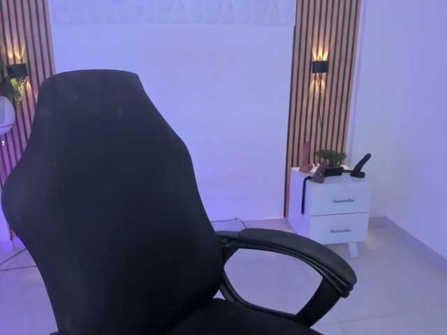 valeria-acost online