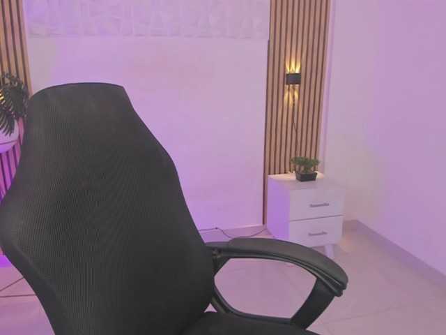valeria-acost live cam on BongaCams