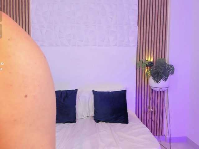 valeria-acost's BongaCams show and profile