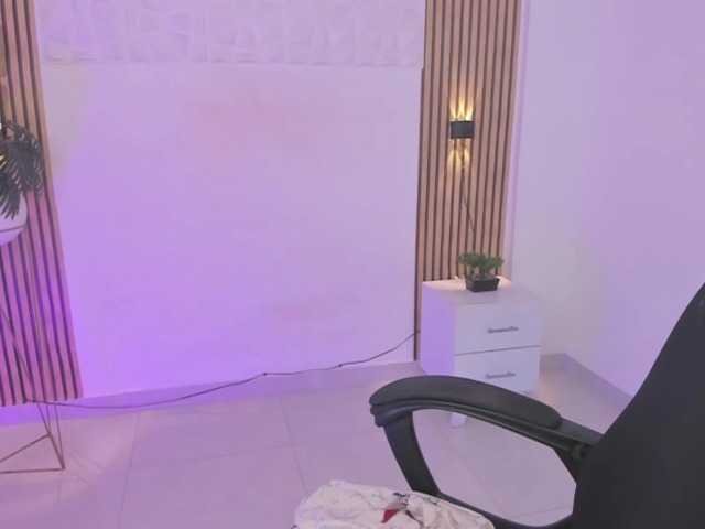 valeria-acost live cam on BongaCams