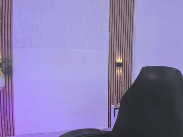valeria-acost live webcam show