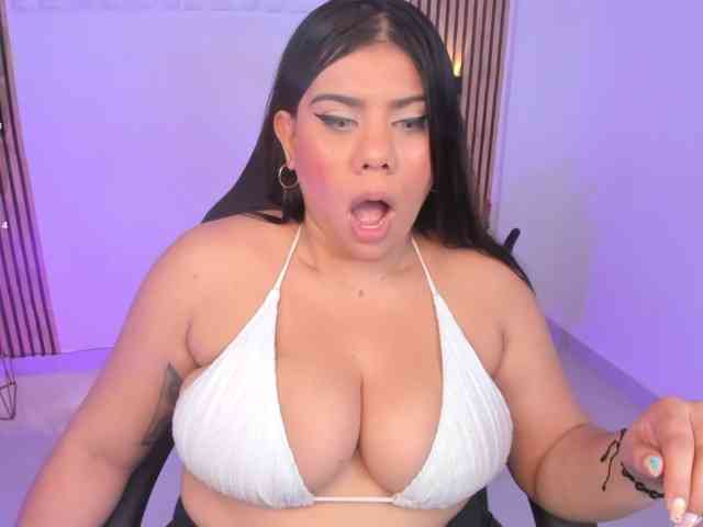 valeria-acost valeria-acost