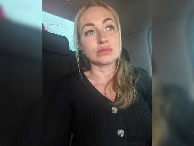 goddesssssss, en directo ahora en BongaCams