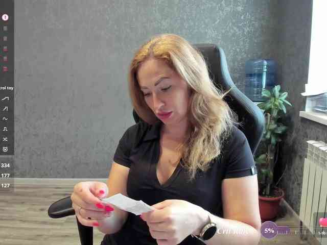 goddesssssss webcam
