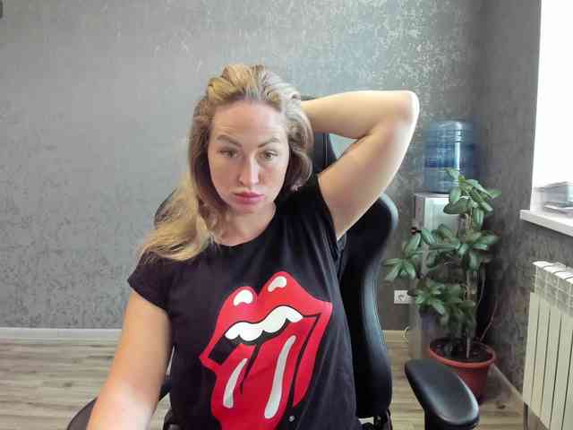 goddesssssss webcam
