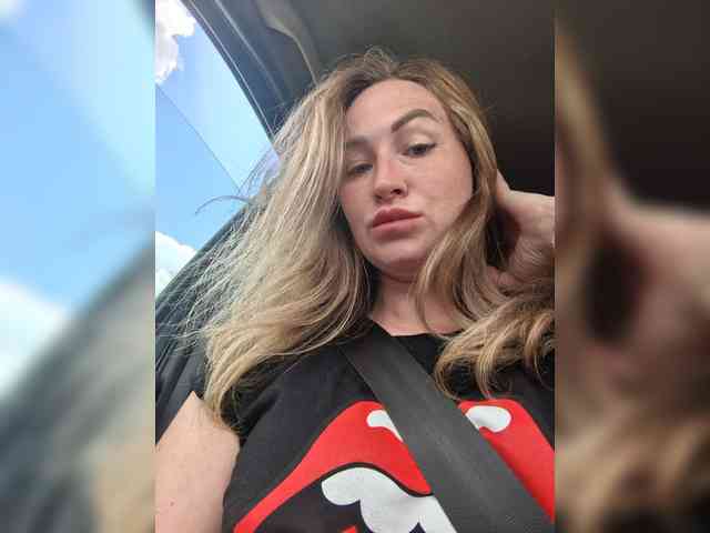 goddesssssss webcam