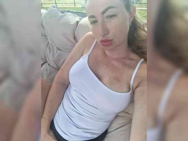 goddesssssss webcam