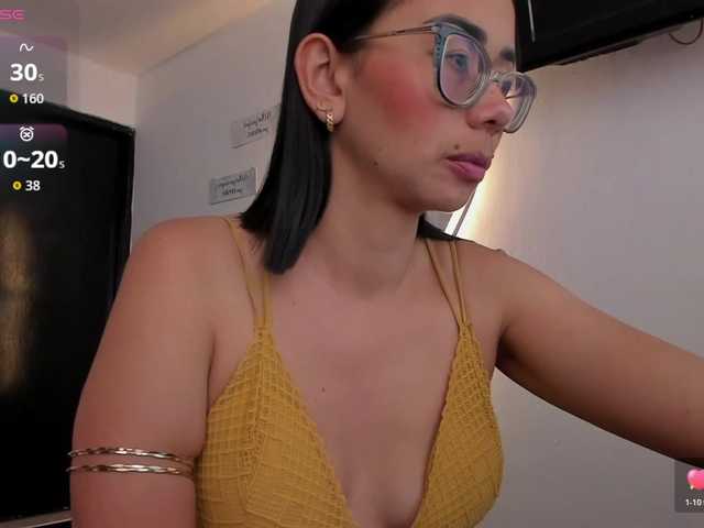 lakshmi-rai live cam on BongaCams
