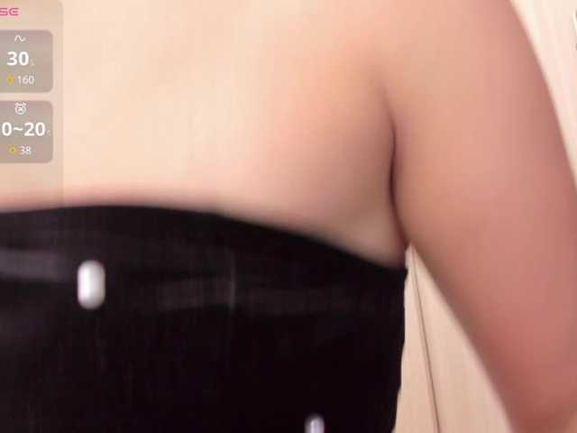 lakshmi-rai live cam on BongaCams