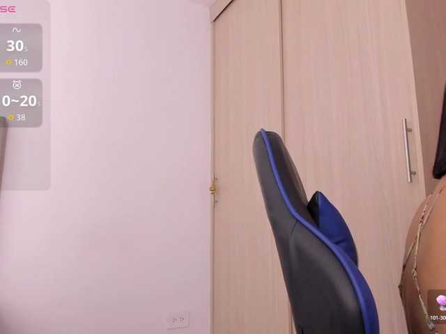 lakshmi-rai live cam on BongaCams