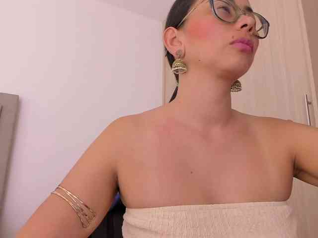 Lakshmi-rai webcam