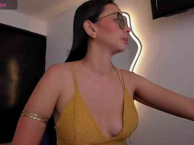 Lakshmi-rai webcam