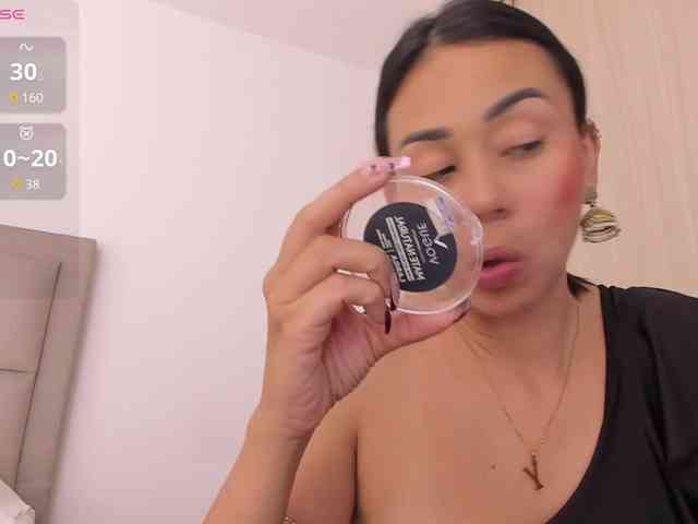 lakshmi-rai Live Webcam on BongaCams