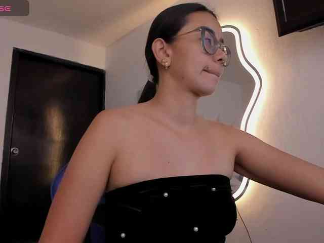 Lakshmi-rai webcam