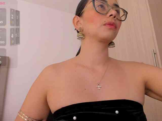 Lakshmi-rai webcam